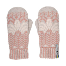 Load image into Gallery viewer, Fager Pattern Swedish Mittens