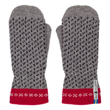 Load image into Gallery viewer, Skaftö Pattern Swedish Mittens