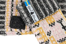 Load image into Gallery viewer, Gamla Stan Swedish  Wrist Warmers