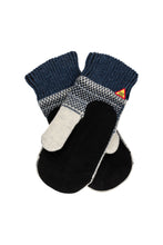 Load image into Gallery viewer, Dalarna Pattern Suede Palm Swedish Mittens
